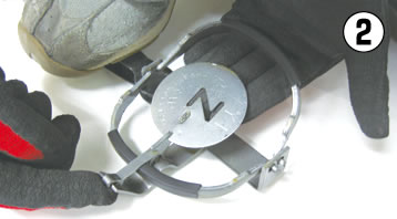 金具を仕掛けます。