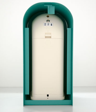 ボックスのフタを外す